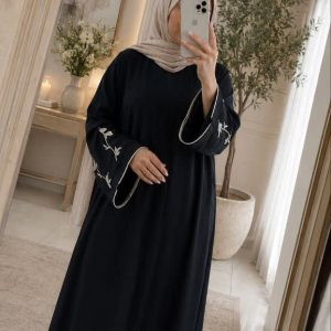 عبا گلدوزی مدل هلنا