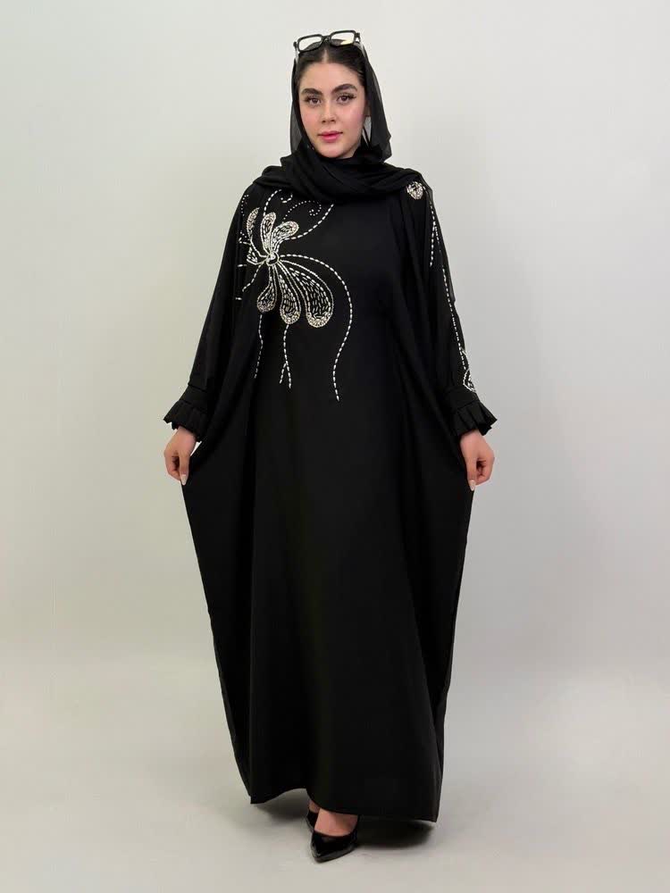 عبایی سنگدوزی گلبرگ
