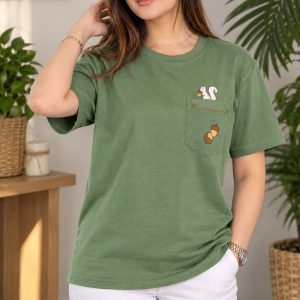 تیشرت جیبدار نخ پنبه سنجاب و بلوط